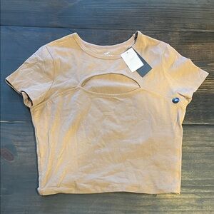 Hollister Women's Beige Cut-Out Crop Top